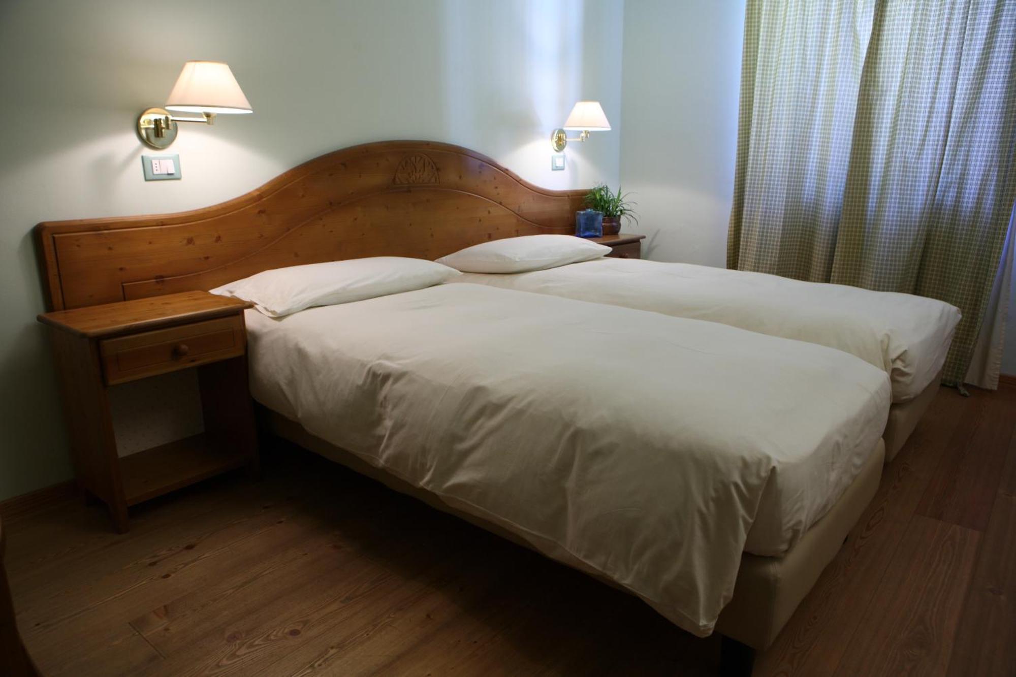 Hotel Residence Valverde Грессоне-Ла-Триніте Екстер'єр фото
