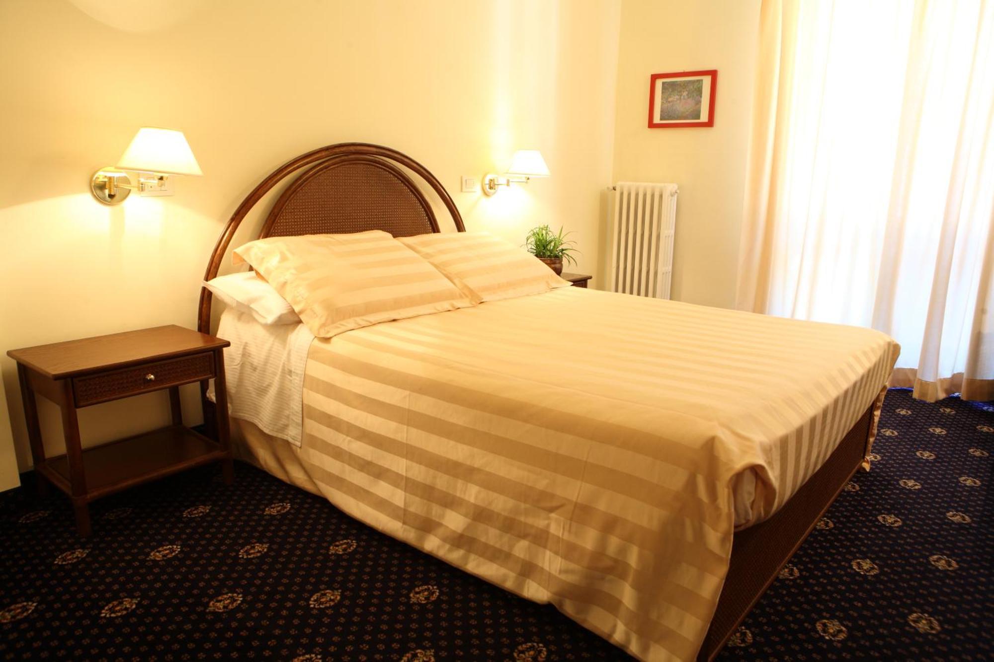 Hotel Residence Valverde Грессоне-Ла-Триніте Екстер'єр фото