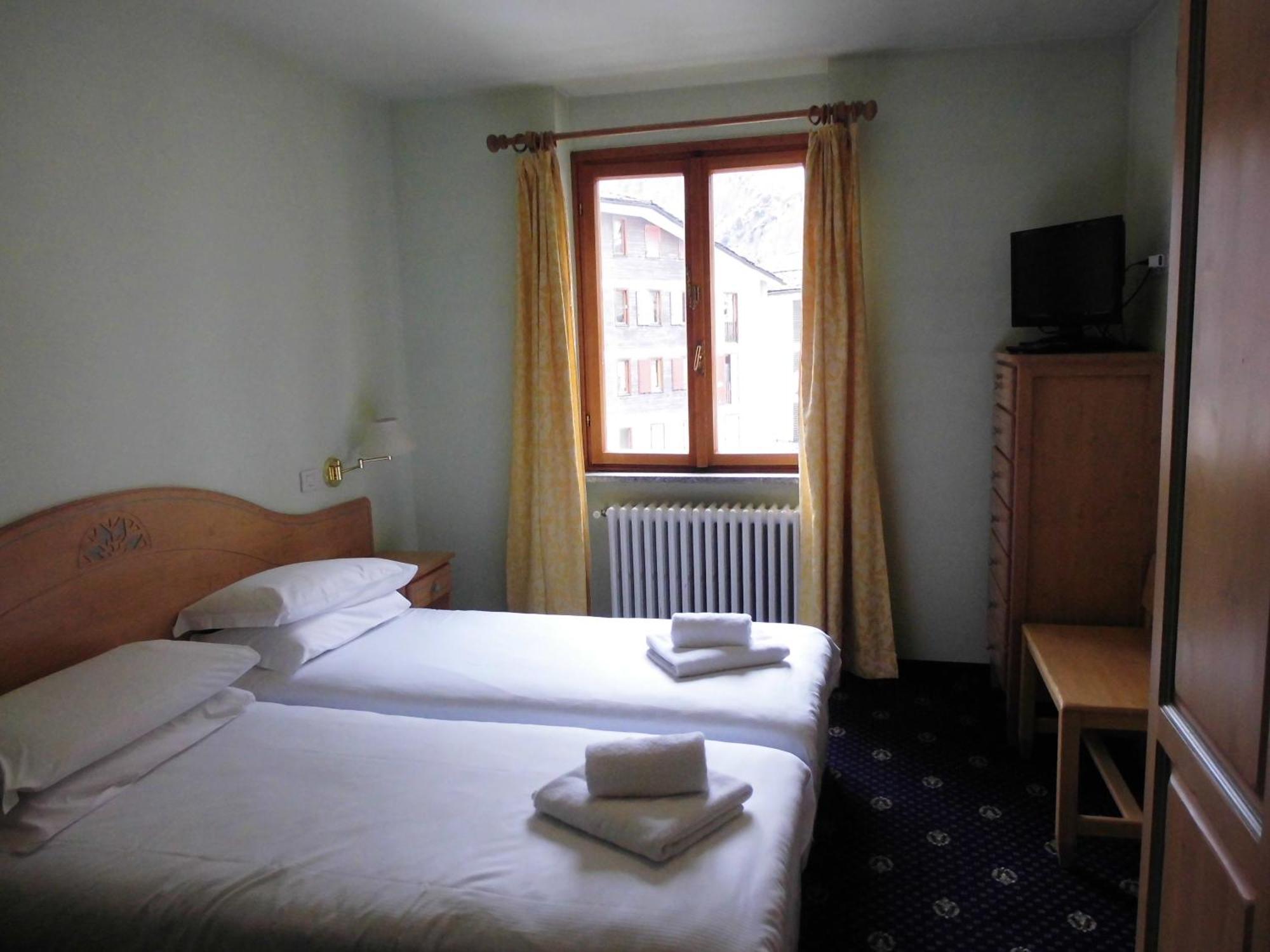 Hotel Residence Valverde Грессоне-Ла-Триніте Екстер'єр фото
